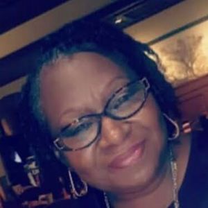 Meet your Posher, Yolanda